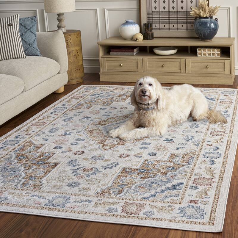 SAFAVIEH Blair Machine Washable Colombina Slip Resistant Oriental Rug