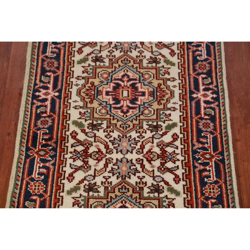 Hand Knotted Oriental 100% Wool Carpet Traditional Geometric Beige & Ivories Heriz (serapi) Runner Rug - 7' 10'' X 2' 7''