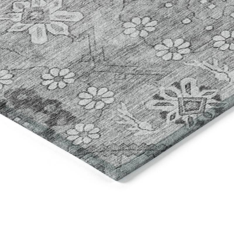 HomeRoots Floral Transitional Rectangle Outdoor Rug