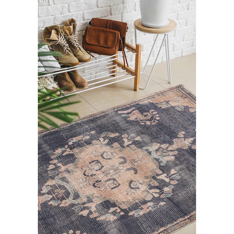 ECARPETGALLERY Hand-knotted Antalya Vintage Navy Wool Rug - 4'3 x 6'6