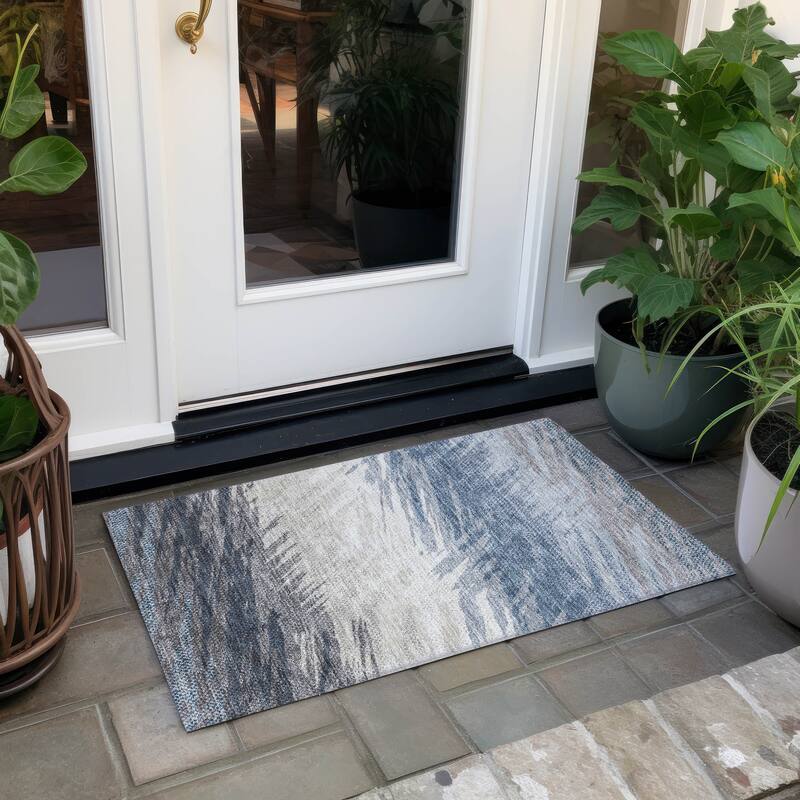 Machine Washable Indoor/ OutdoorAbstract Brushstrokes Chantille Rug - Denim - 1'8" x 2'6"