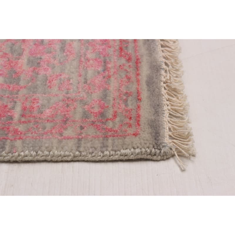 ECARPETGALLERY Hand-knotted Heritage Pink Silk, Wool Rug - 6' 1" x 9' 4"