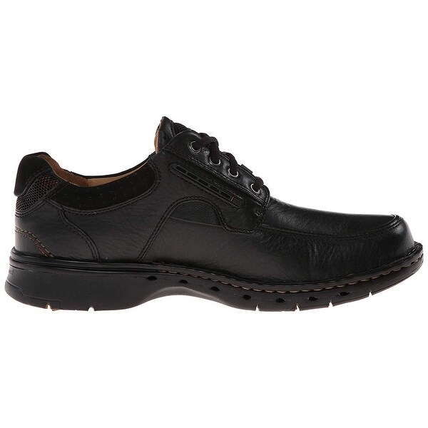 unstructured shoes meaning