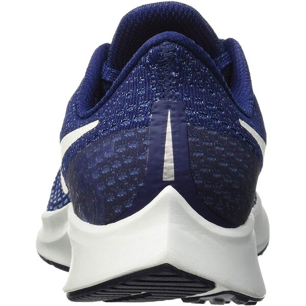 women's air zoom pegasus 35 running sneakers