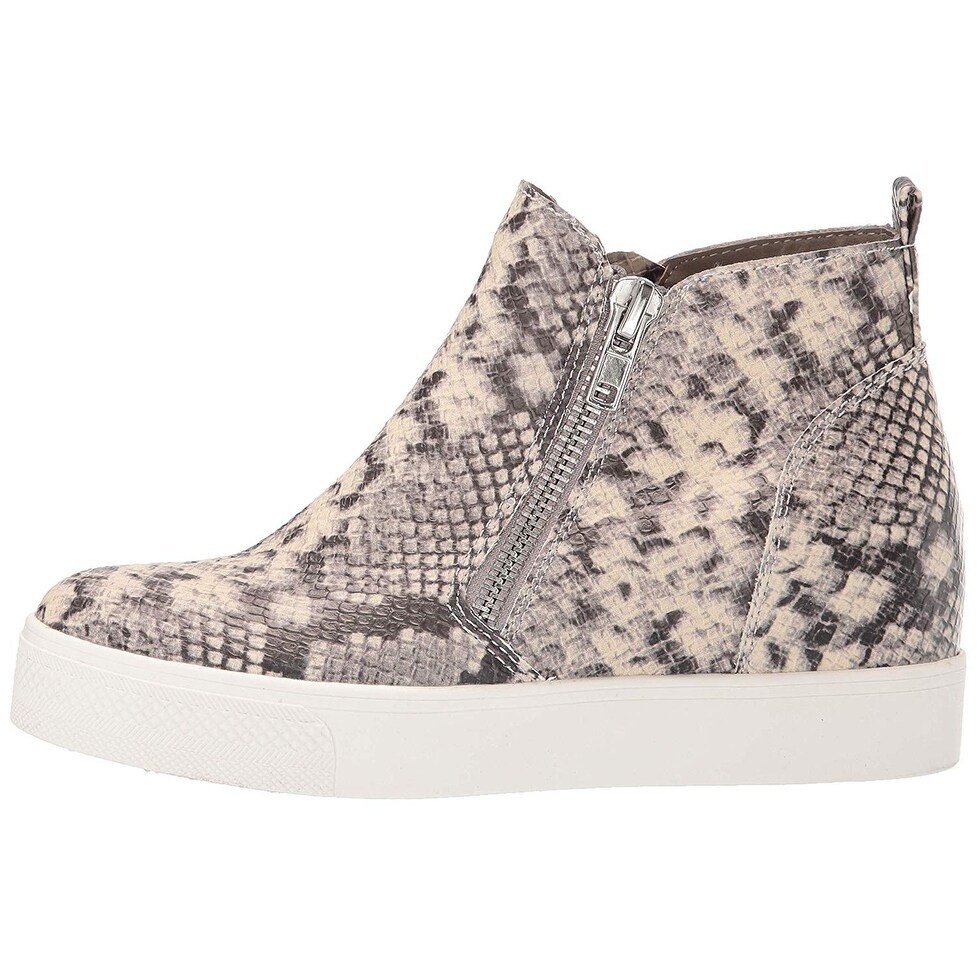 women's wedgie sneaker