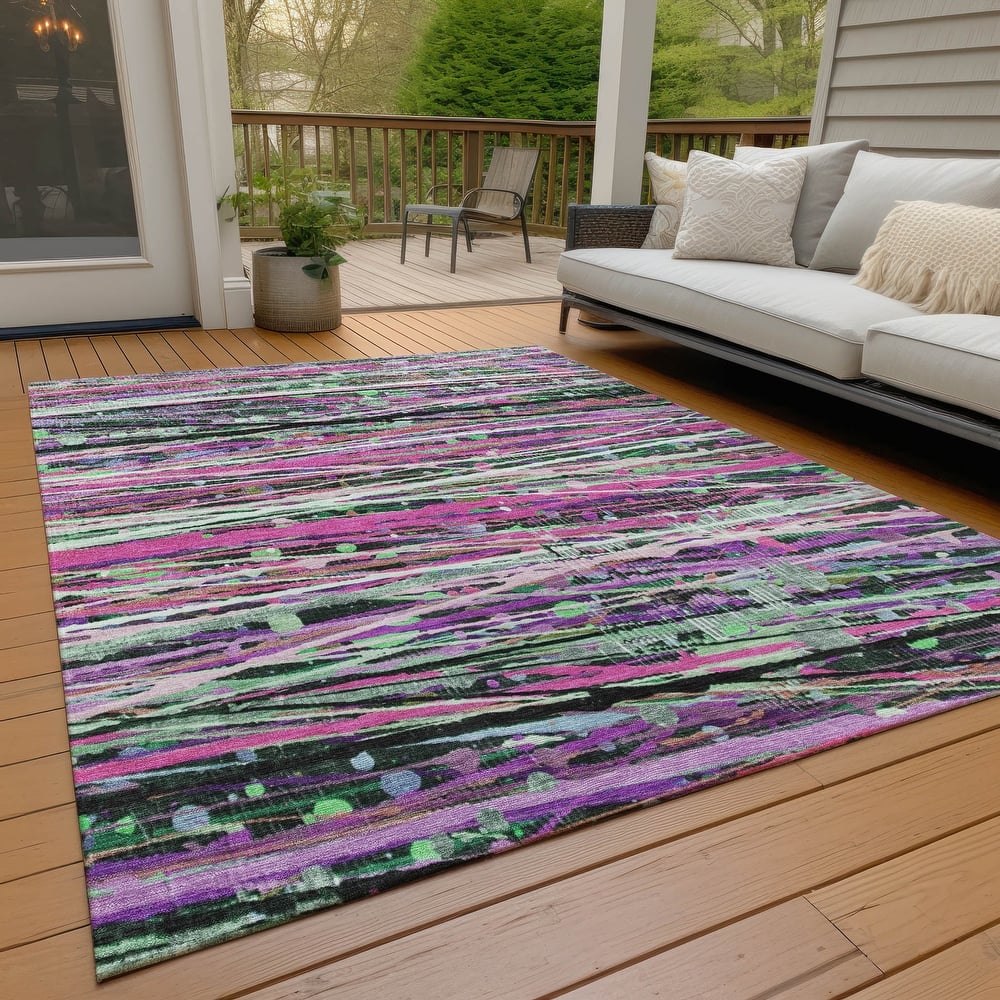 Machine Washable Indoor/Outdoor Abstract Stripes Chantille Rug