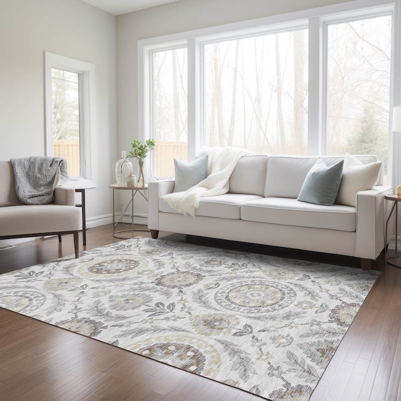 Machine Washable Indoor/ Outdoor Chantille Suzani Boho Rug