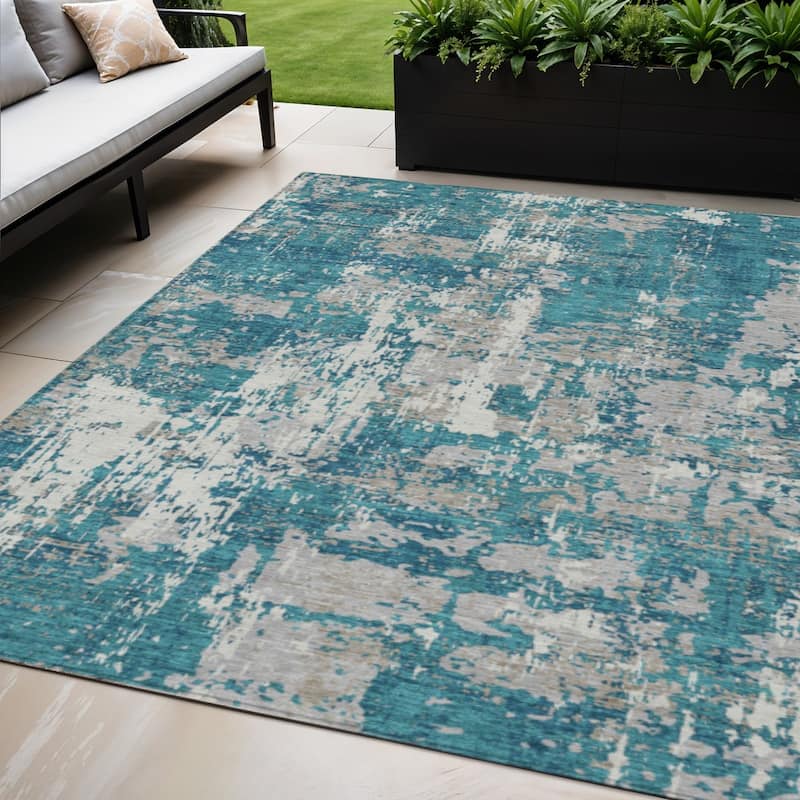HomeRoots Abstract Transitional Rectangle Outdoor Rug - 5' X 8'