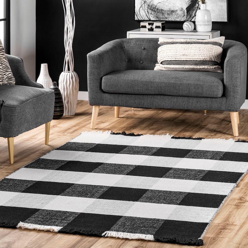 Nuloom Fay Buffalo Plaid Fringe Area Rug - 5' x 8' - Black - Rectangle