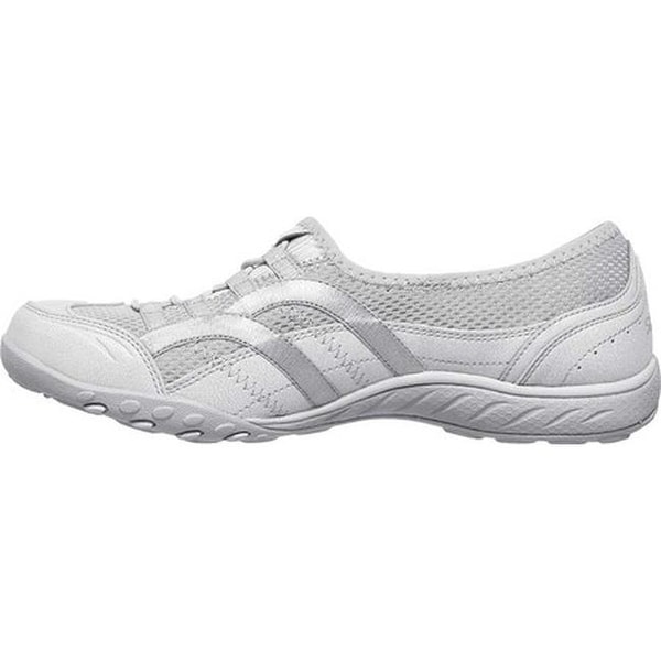 skechers well versed
