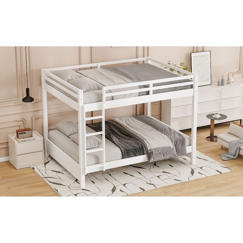 Premium Solid Wood Queen-Size Bunk Bed with Secure Integrated Ladder ，Space-Efficient Design for Family Rooms ， Guest Quarters