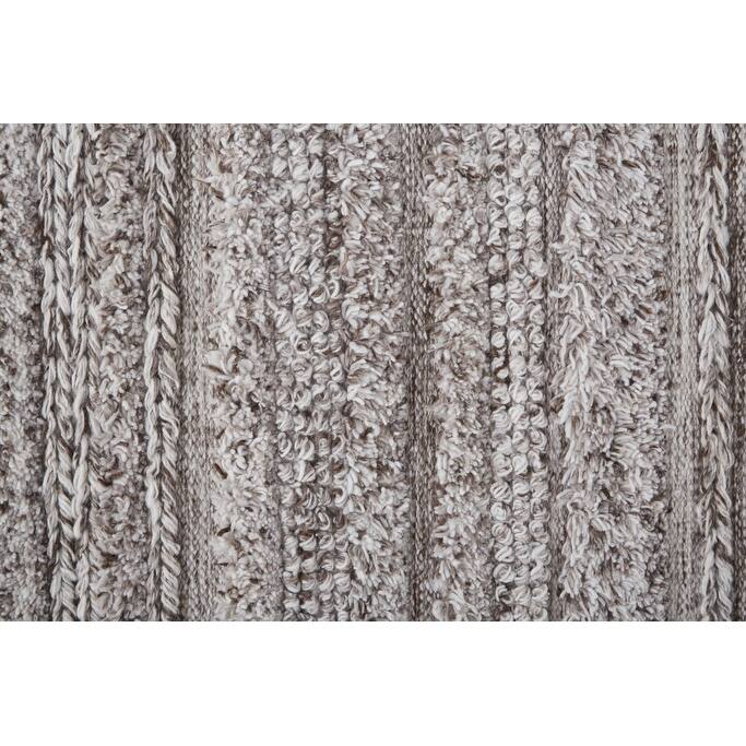 Zume Traditional Stain Resistant Woven Soft Durable Area Rug By HomeRoots - 5' x 8'