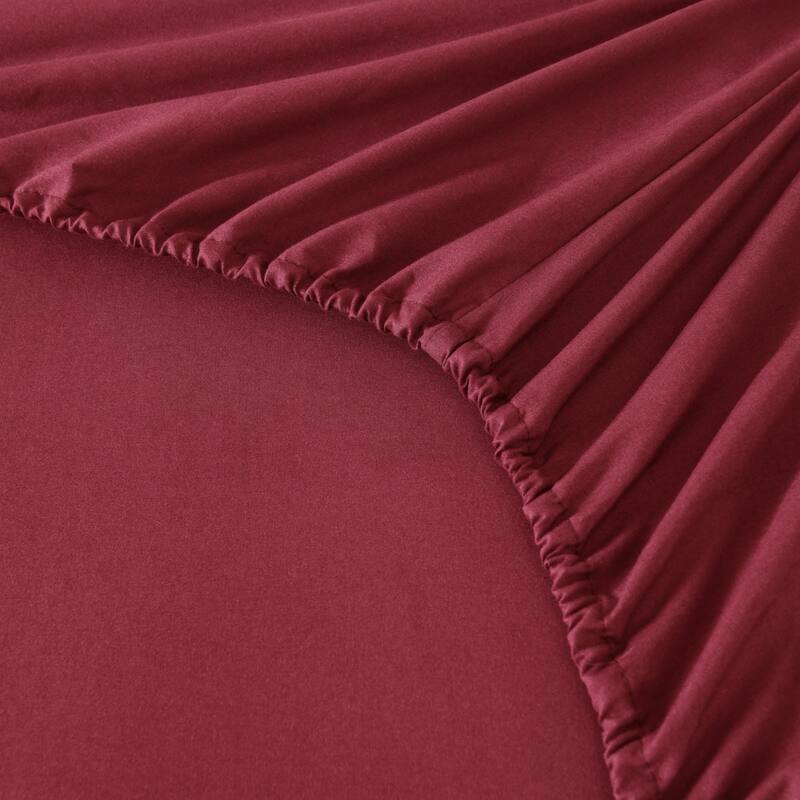 3/4 Pcs Soft Solid & Embroidery Bed Sheets Set
