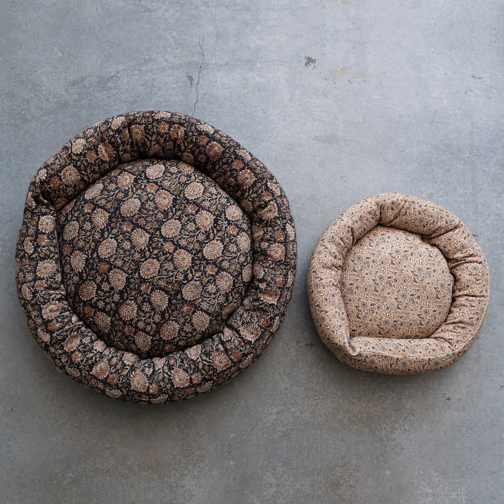 Cotton Slub Pet Bed with Floral Pattern