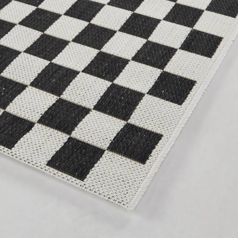 Rupert Checkered Patio Indoor/Outdoor Area Rug
