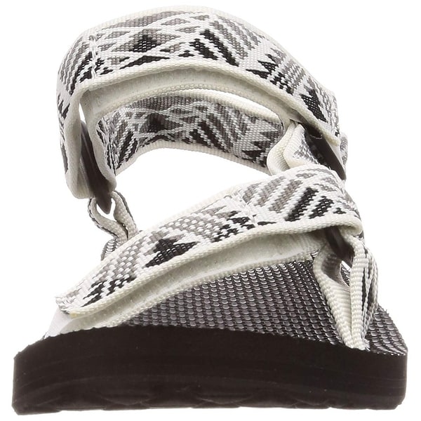 teva golf shoes