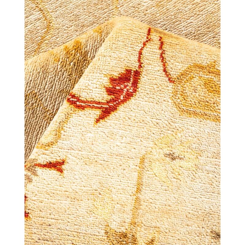 Overton Hand Knotted Wool Contemporary Floral Yellow Area Rug - 6' x 9'