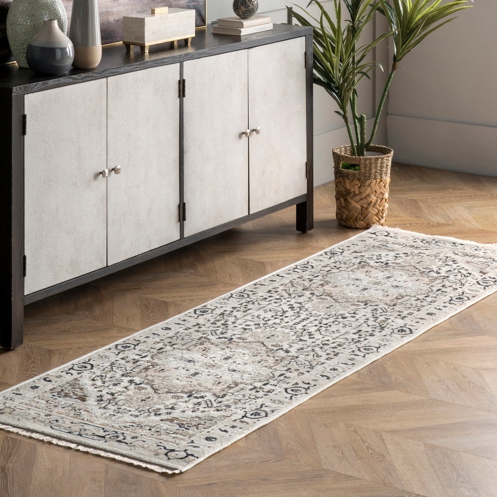 Nuloom Oliveira Floral Medallion Fringe Area Rug