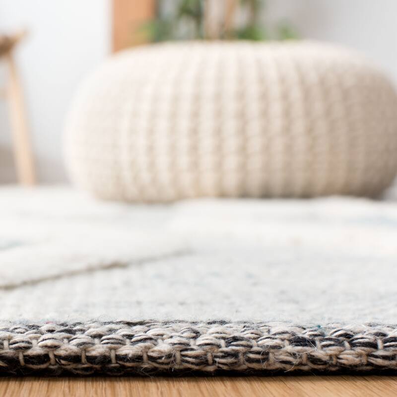 SAFAVIEH Handmade Vermont Sebrina Boho Wool Rug