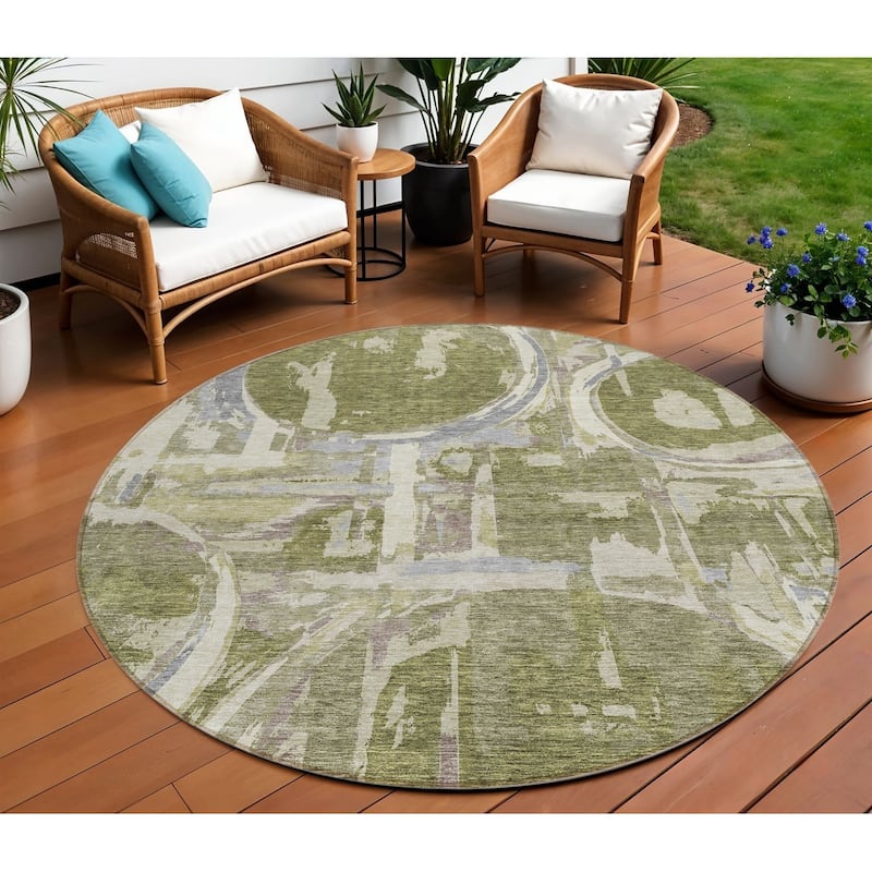 HomeRoots Geometric Transitional Rectangle Outdoor Rug - 8' Round
