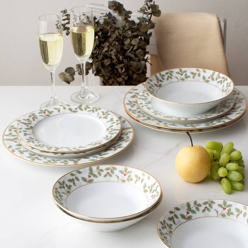 Noritake Holly & Berry Gold 12-Piece Dinnerware Set, Service For 4