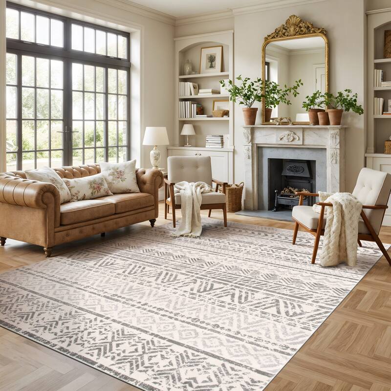 The Curated Nomad Midtown Geometric Distressed Bohemian Rug