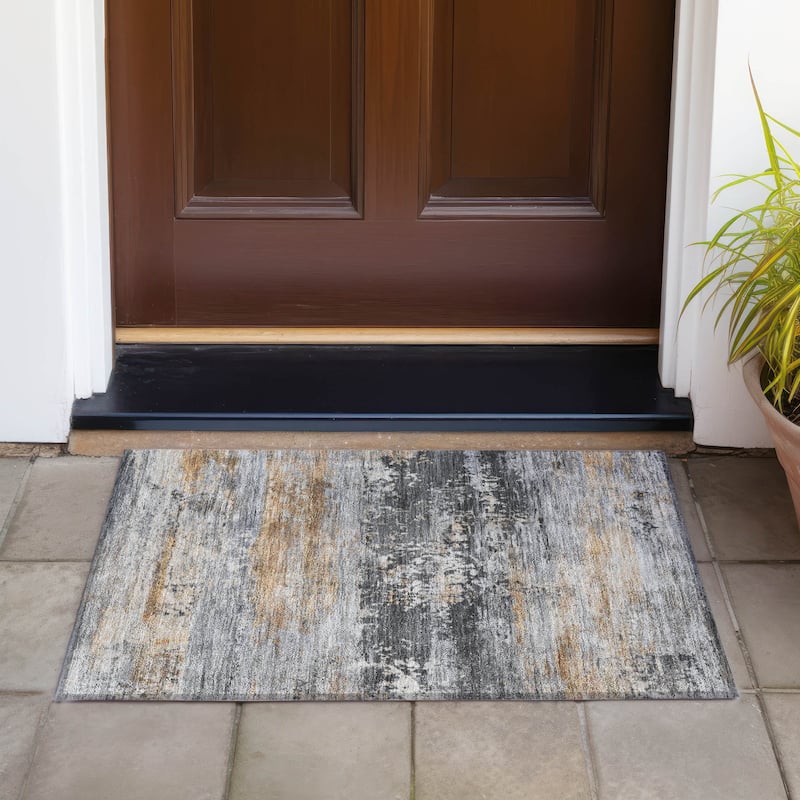 Machine Washable Indoor/Outdoor Contemporary Chantille Rug - Gray - 1'8" x 2'6"