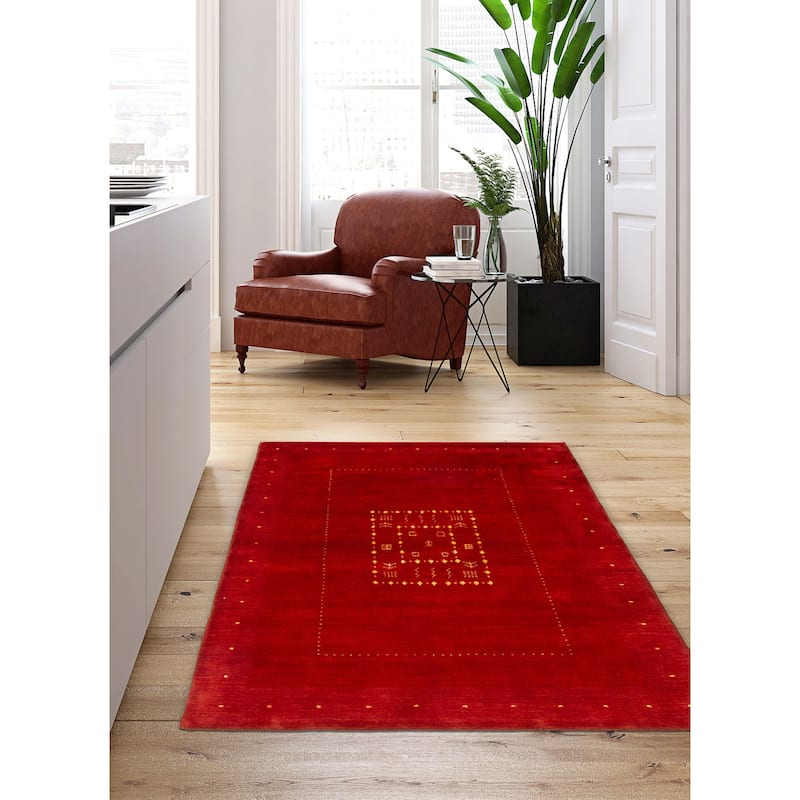 Kashkuli Gabbeh Red Rug 4'6" x 6'6" - 4'6 x 6'6