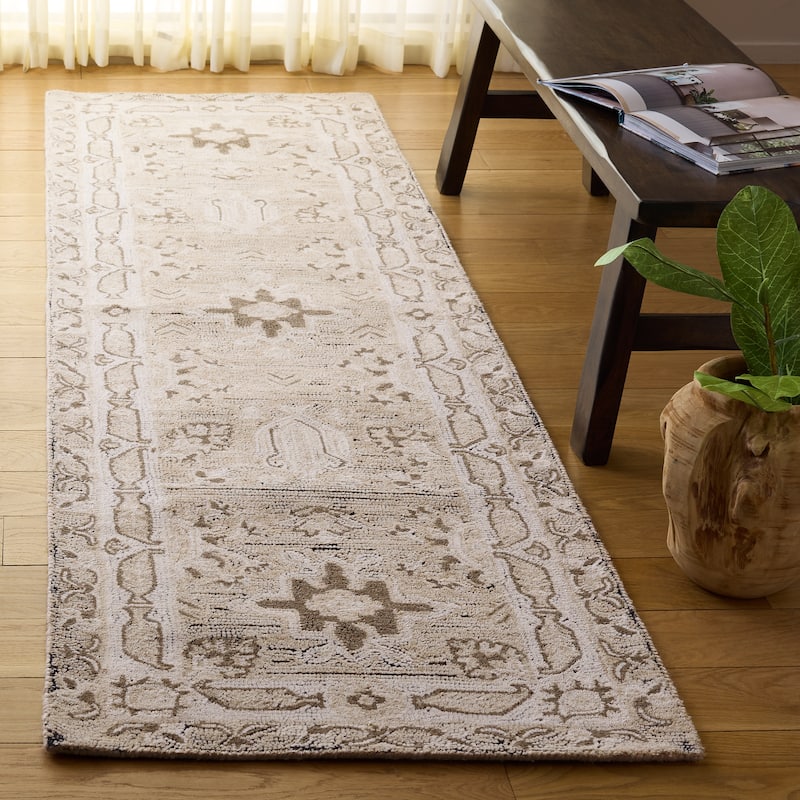 SAFAVIEH Handmade Kenya Gianina Rug
