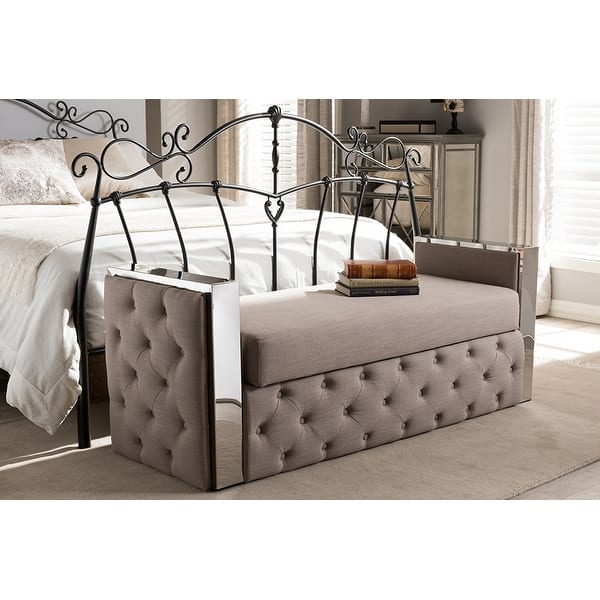 Featured image of post End Of Bed Bench Overstock - Designer emily henderson advises choosing a bench that contrasts.