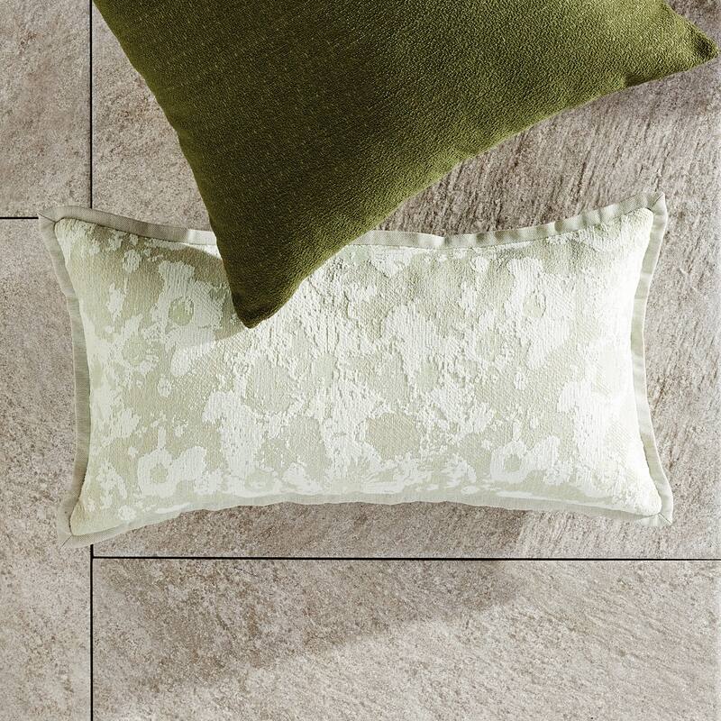 Indoor/Outdoor Accent Pillows