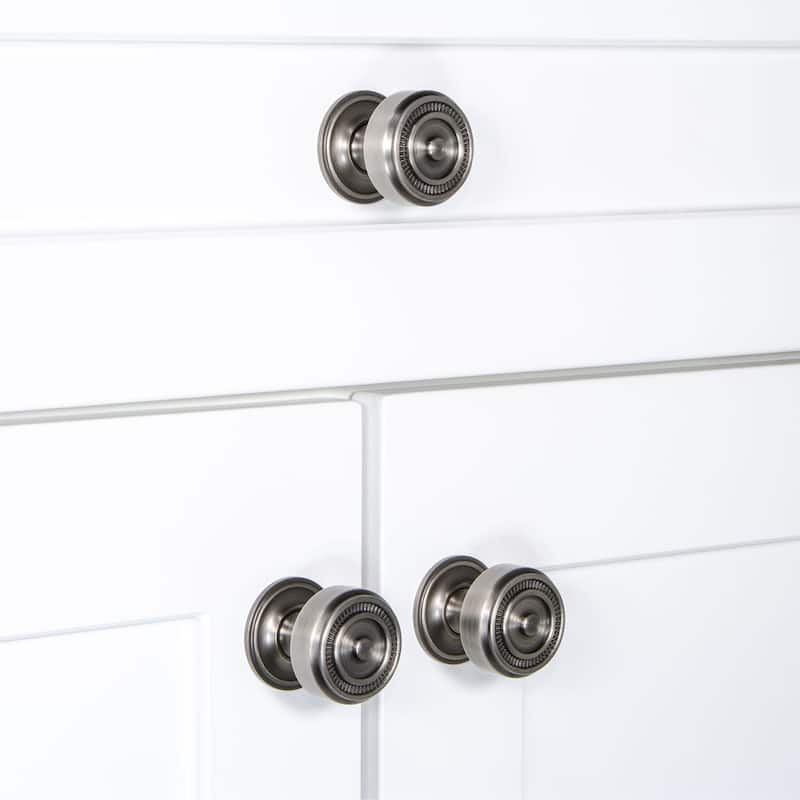 Grandeur SOLE-BRASS-KNOB-GEO Soleil 1-3/8" Solid Metal Ridged Mushroom