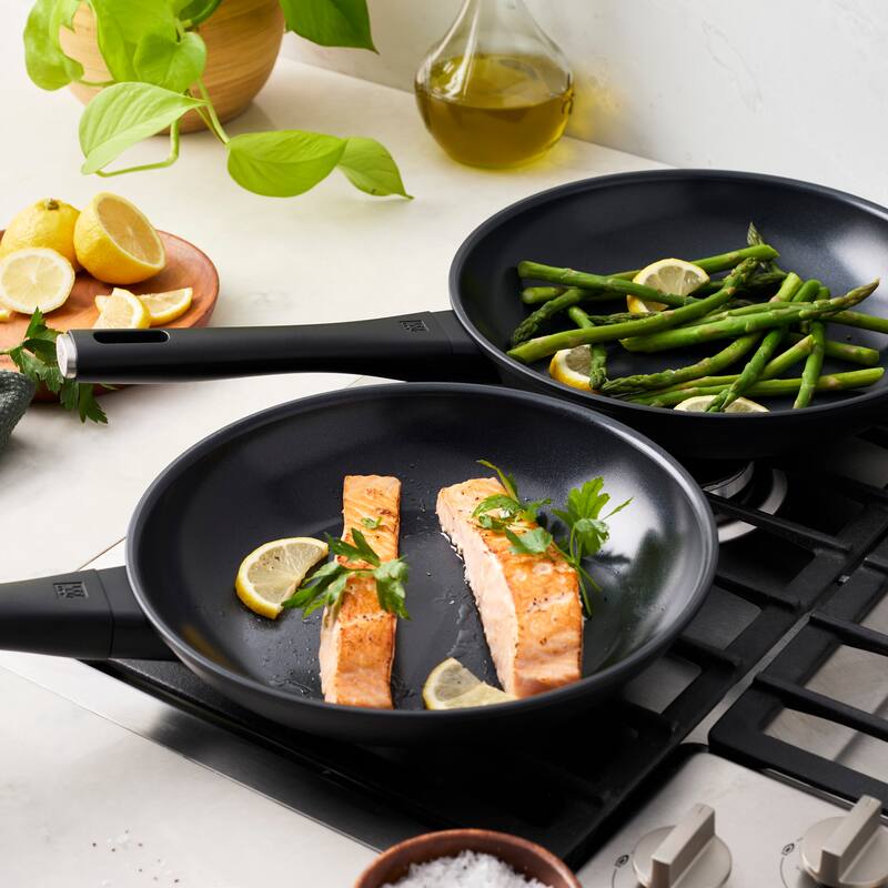 ZWILLING Madura Plus Ceramic 2-pc Aluminum Ceramic Nonstick Fry Pan Set - Black