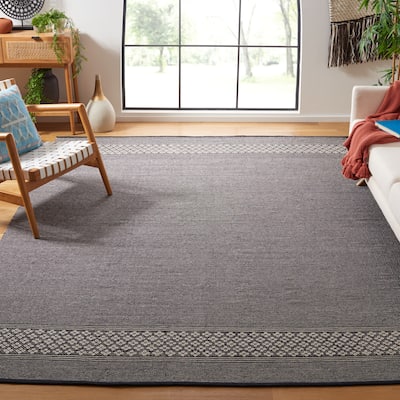 SAFAVIEH Handmade Montauk Cezalina Stripe Rug