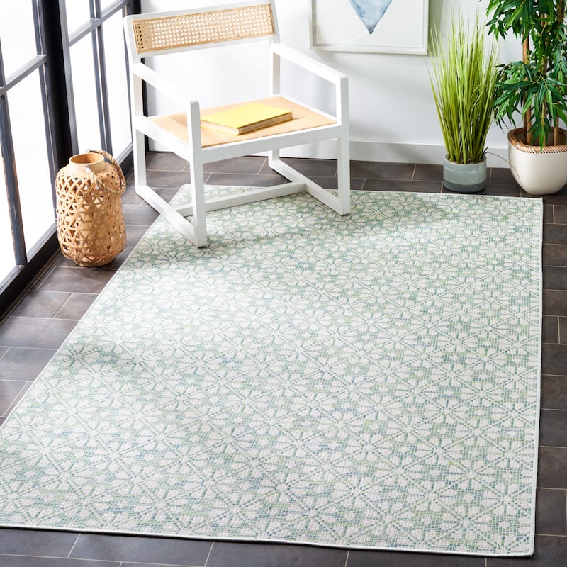 Martha Stewart by SAFAVIEH Matty Indoor/ Outdoor Rug