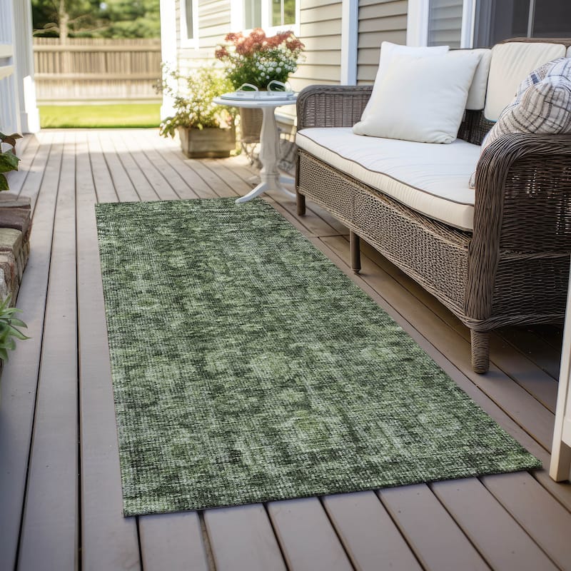 Machine Washable Indoor/ Outdoor Vintage Traditional Chantille Rug