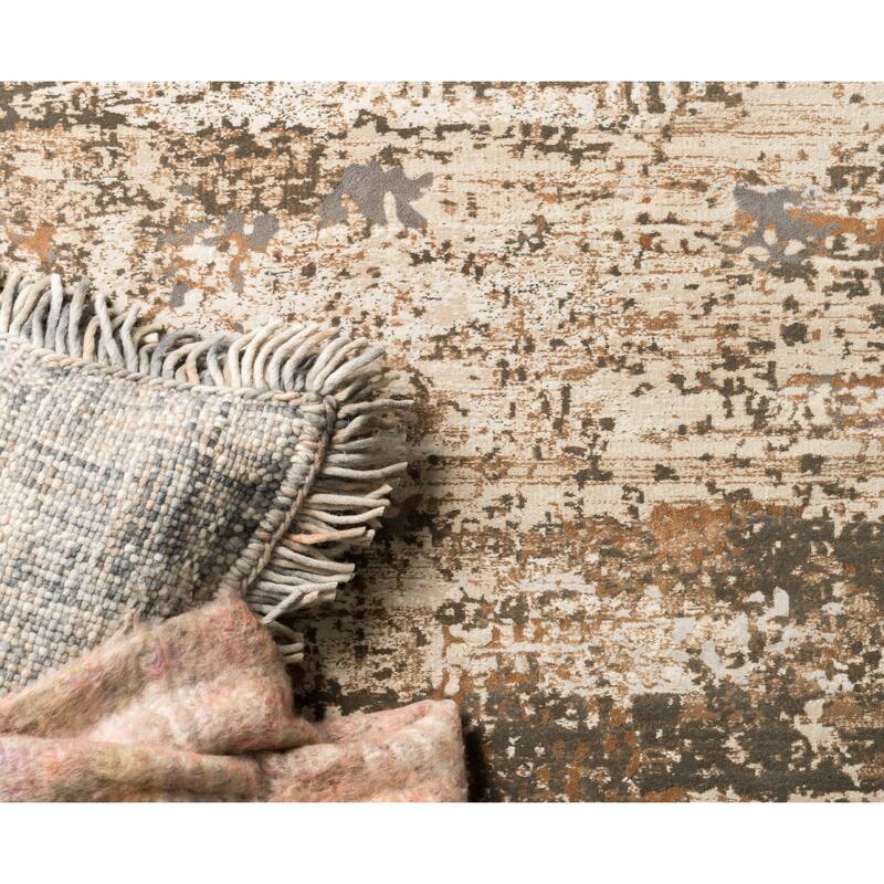 Alexander Home Augustus Modern Distressed Abstract Rug