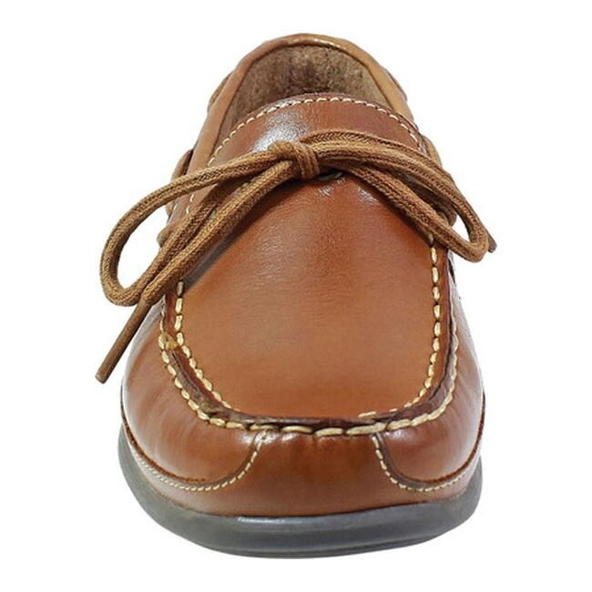 boys tan boat shoes