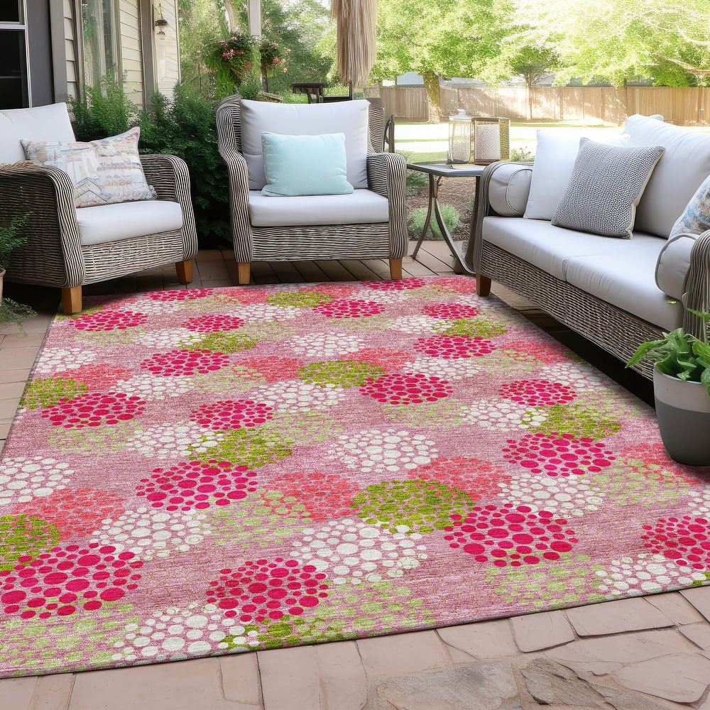 Machine Washable Indoor/ Outdoor Chantille Modern Bubbles Rug