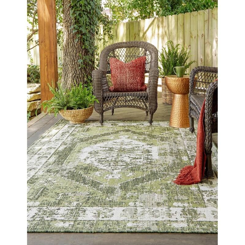 Outdoor Nirie Collection Area Rug