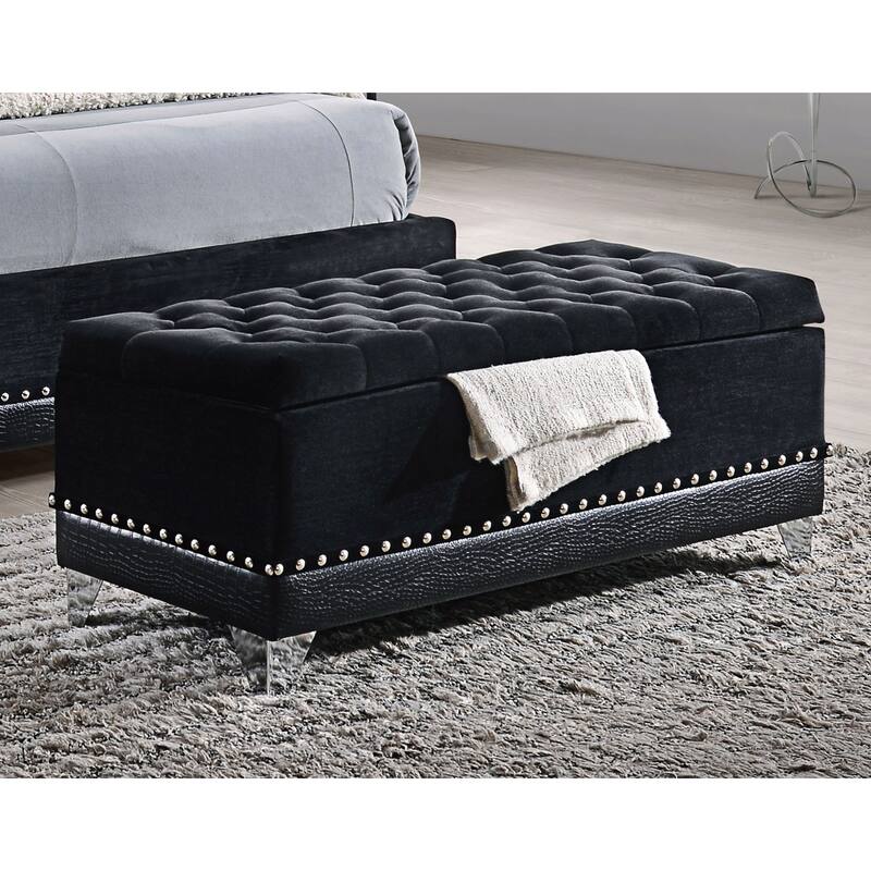 Barzini Black Tufted Rectangular Trunk with Nailhead