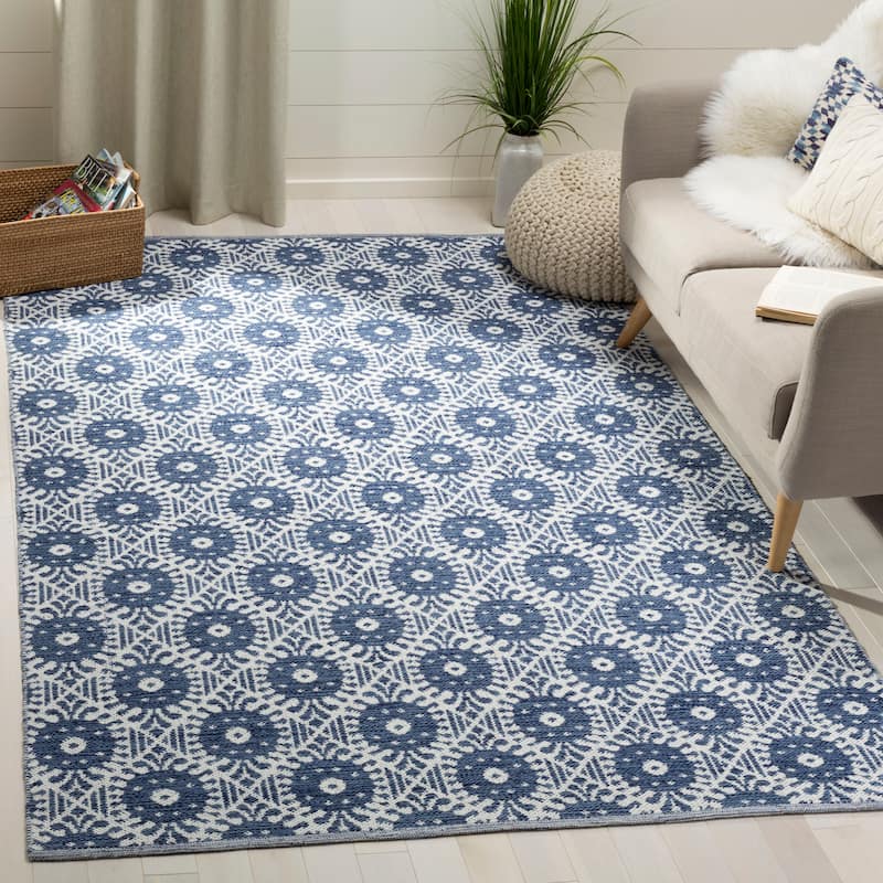 SAFAVIEH Handmade Flatweave Montauk Cesira Casual Cotton Rug - 3' x 5' - Navy/Ivory