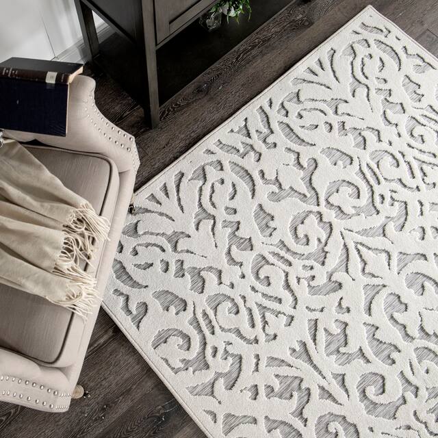 My Texas House by Orian Lady Bird Area Rug
