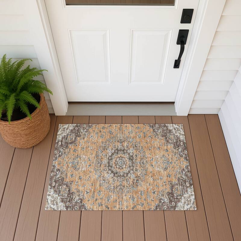 Machine Washable Indoor/ Outdoor Traditional Niko Chantille Rug - Copper - 1'8" x 2'6"