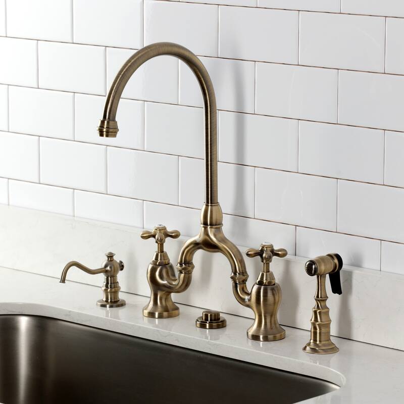 English Country Bridge Kitchen Faucets with Brass Sprayer
