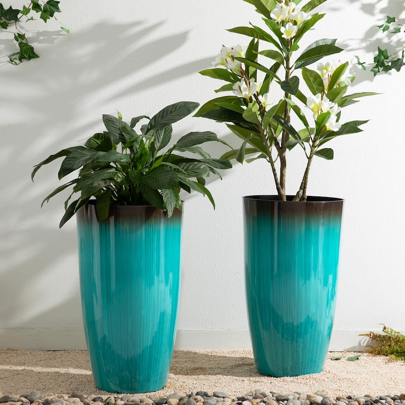 Glitzhome 23.5"H Set of 2 Oversized Gradient Blue Green Red Planter Tall Plastic Flower Pot