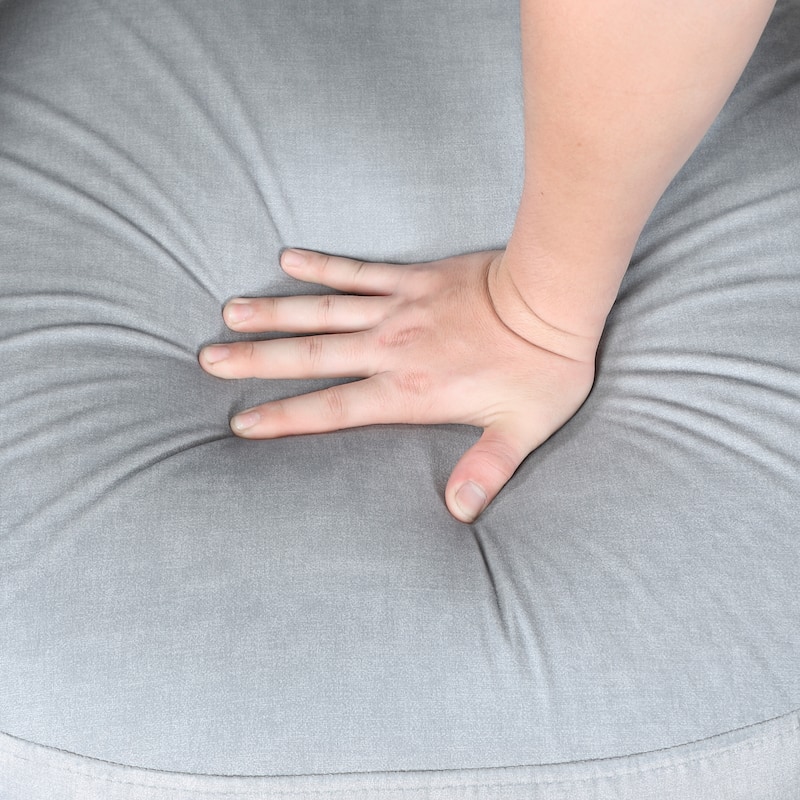 Arden 27" Velvet Swivel Chair - 360-Degree Metal Swivel Base