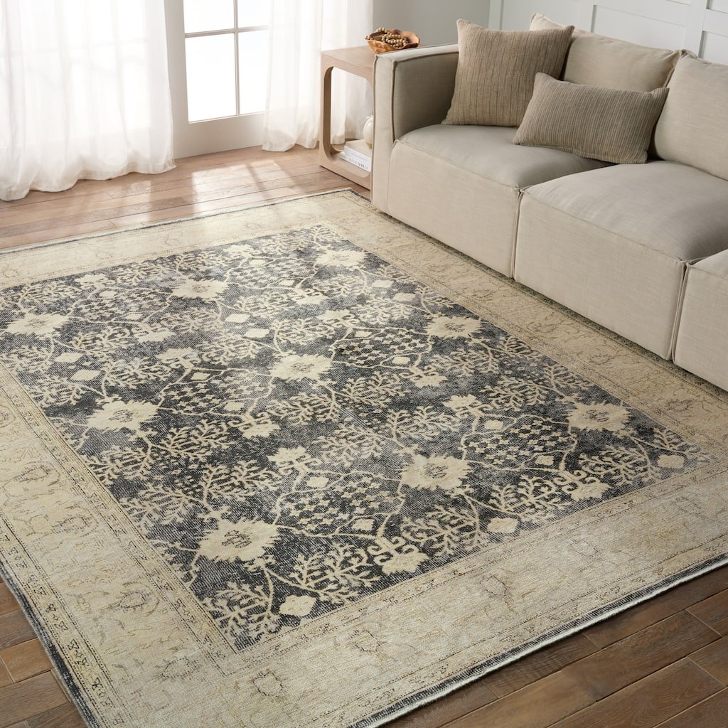 Leandra Medallion Navy/ Cream Area Rug