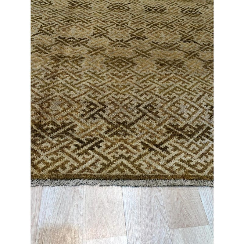 Brown Handmade Wool Transitional Ningxia Rug, 9' x 12', Hand Knotted Wool, Subtle Shading, Elegant Design Rug - N/A