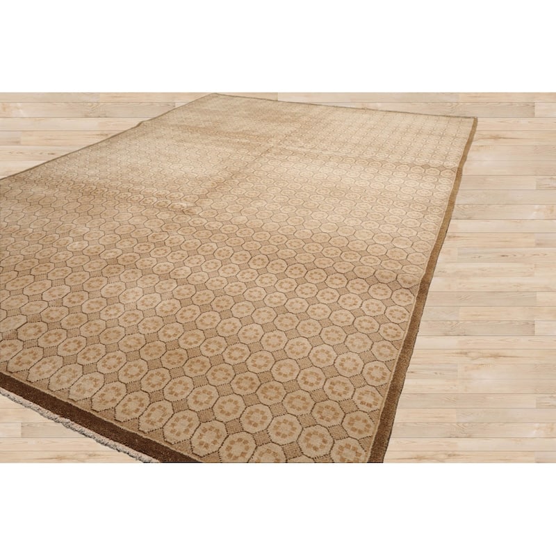 Hand Knotted Michaelian & Kohlberg Beige Tibetan 100% Wool Area Rug - 6' x 8' 9''